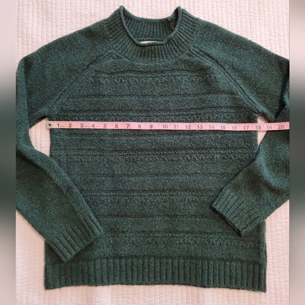 Croft & Barrow Green Sweater